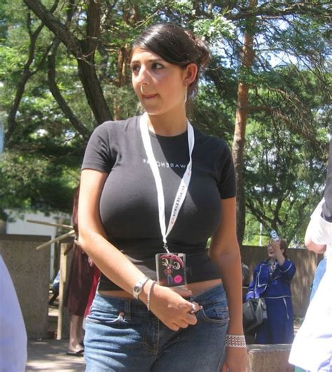 Free Amateur Big Tits Porn Videos .